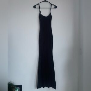 Sophisticated Black Maxi Dress